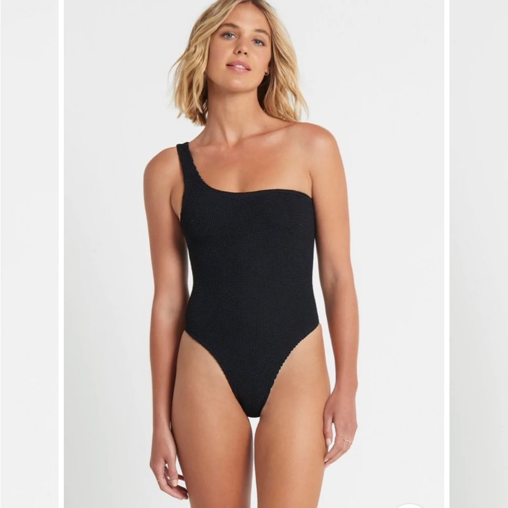 bond-eye Black One-Shoulder Textured One-Piece Swimsuit